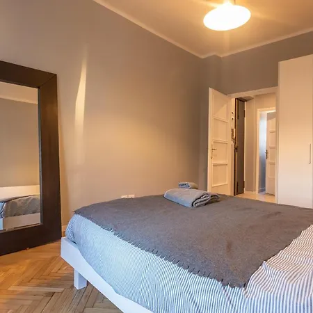 Capriolo 54 Appartement *